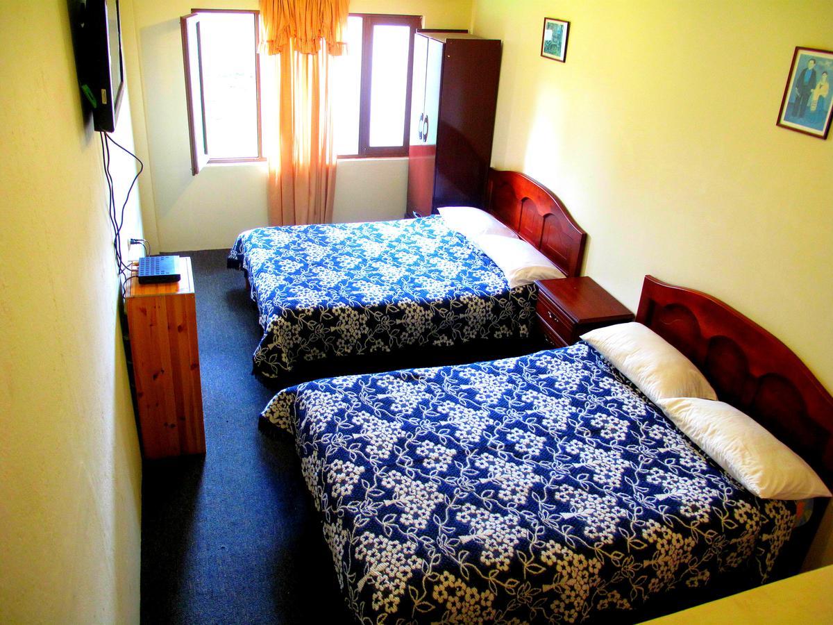 Aqua Hostal Mabel Cuenca Luaran gambar