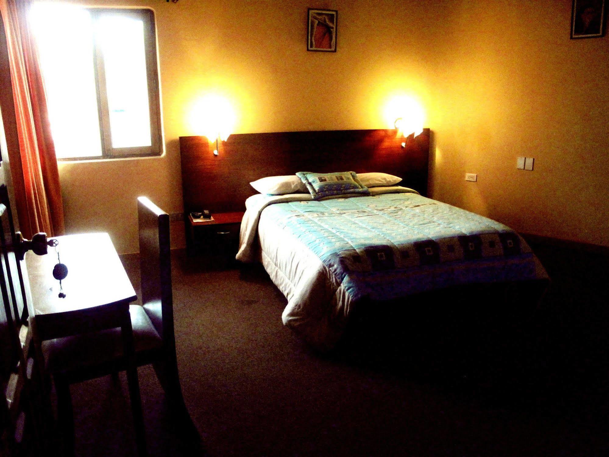 Aqua Hostal Mabel Cuenca Luaran gambar