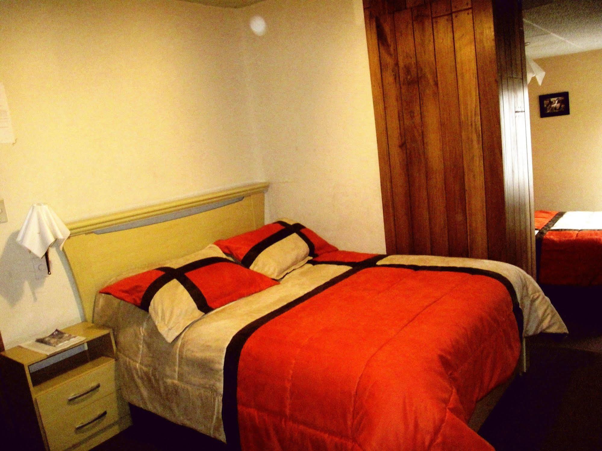 Aqua Hostal Mabel Cuenca Luaran gambar